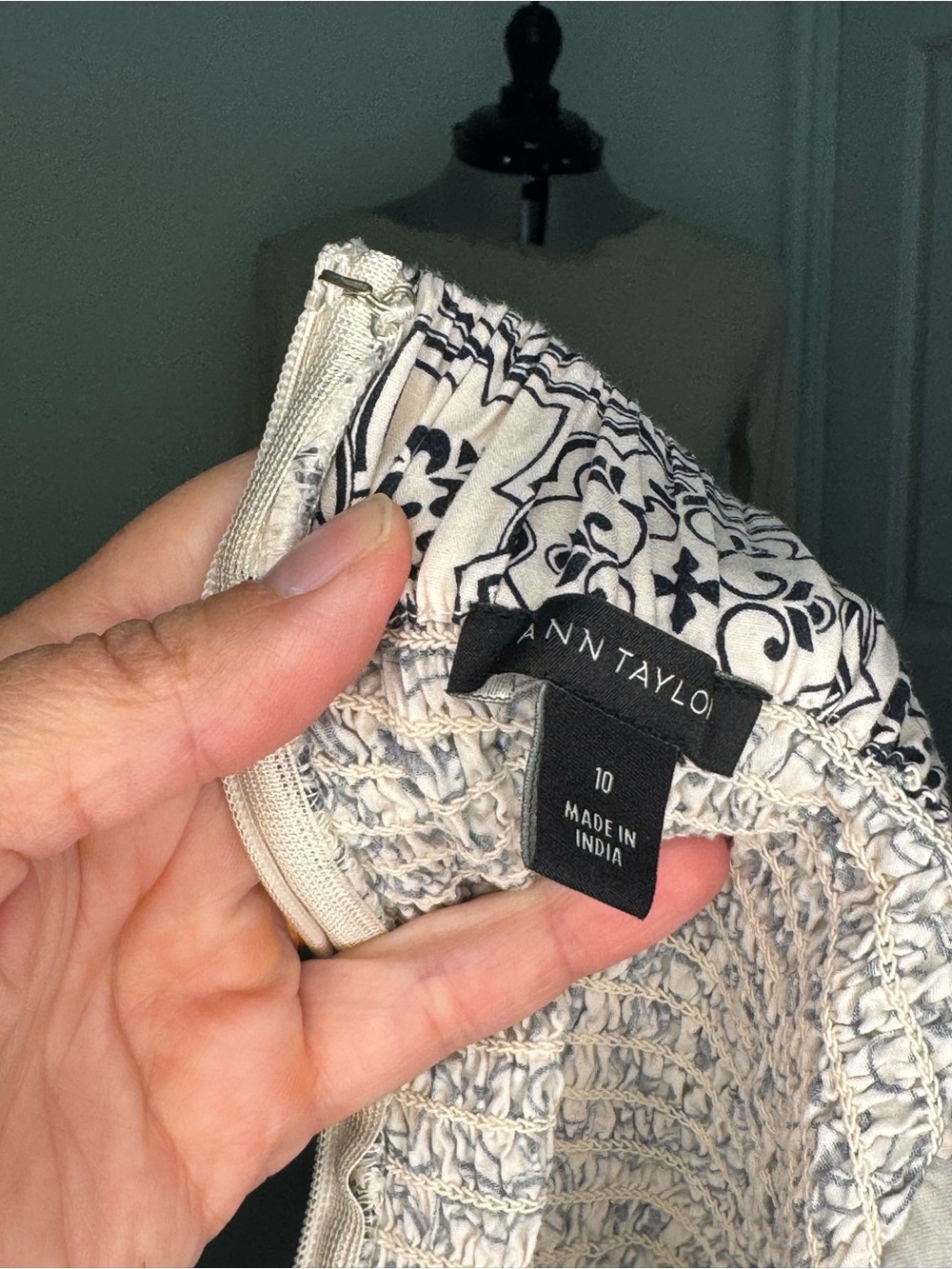 Ann Taylor Square-Neck Printed Midi Dress in Cream and Black - Picture 5 of 6